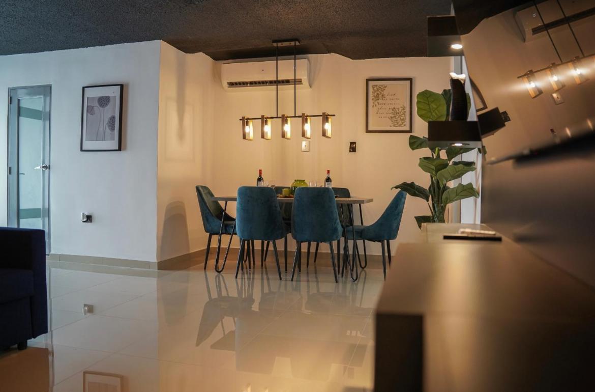 North Breeze Guest House 1 レビットタウン エクステリア 写真